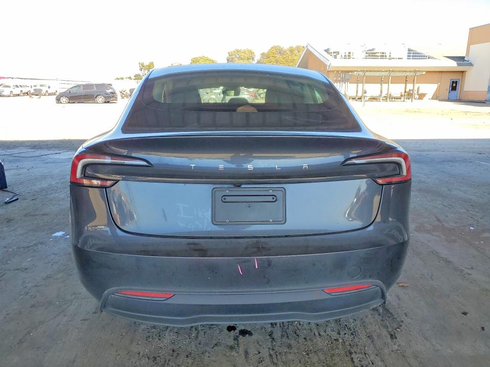 45499256 :رقم المزاد ، 5YJ3E1EA4SF932759 vin ، 2025 Tesla Model 3 مزاد بيع