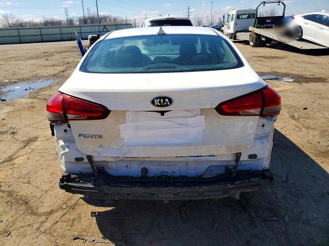 2018 Kia Forte მანქანა იყიდება აუქციონზე, vin: 3KPFK4A70JE229102, აუქციონის ნომერი: 47787056