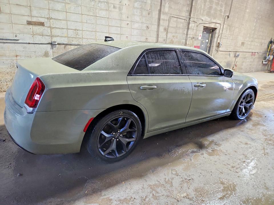 Продажа на аукционе авто 2022 Chrysler 300, vin: 2C3CCABG7NH228962, номер лота: 46485646