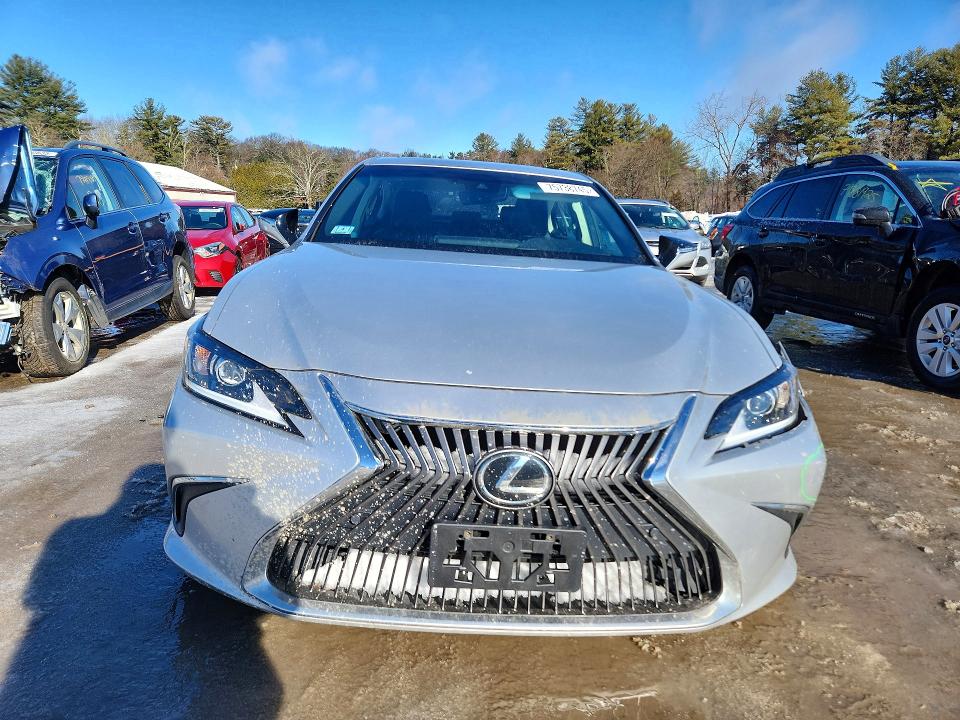 75738745 :رقم المزاد ، 58AD11D12MU002469 vin ، 2021 Lexus Es مزاد بيع