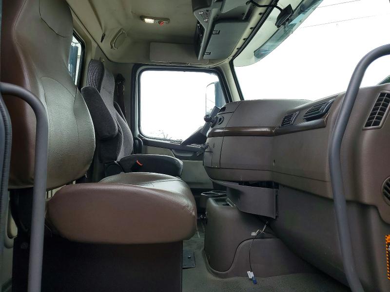 Продажа на аукционе авто 2017 Volvo Vnl, vin: 4V4N39TG5HN987983, номер лота: 46195946