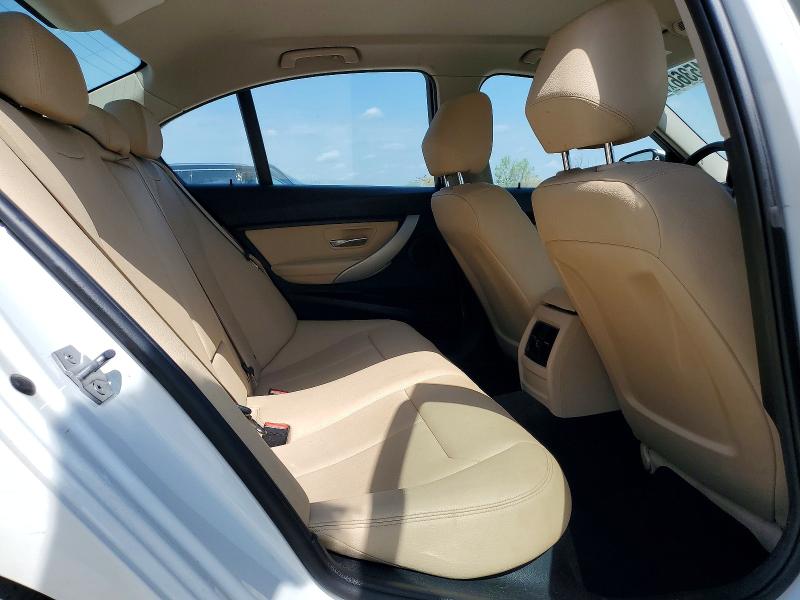 45945366 :رقم المزاد ، WBA8E1G56JNU93423 vin ، 2018 Bmw 320 مزاد بيع