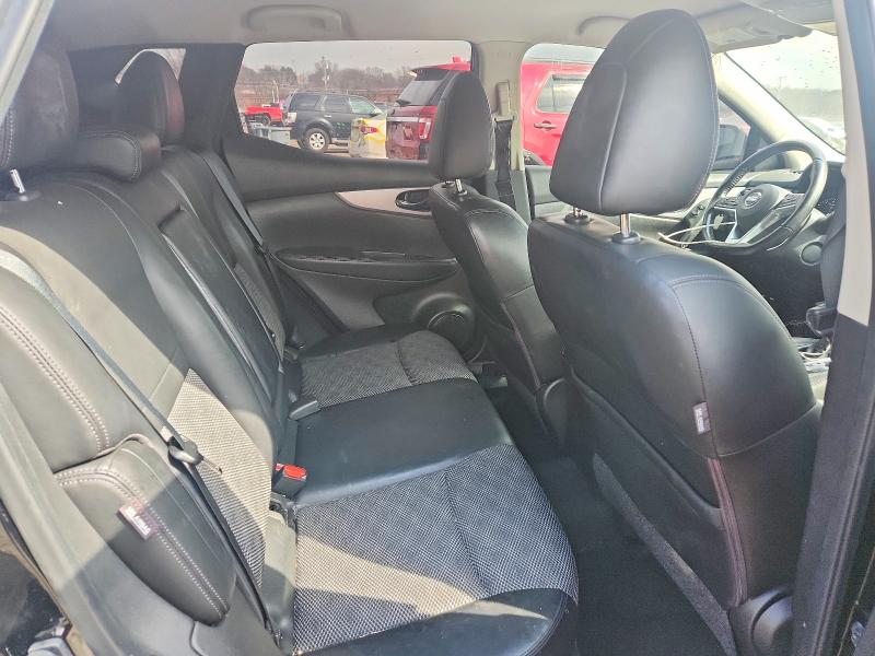 45512236 :رقم المزاد ، JN1BJ1CWXLW388872 vin ، 2020 Nissan Rogue Sport مزاد بيع