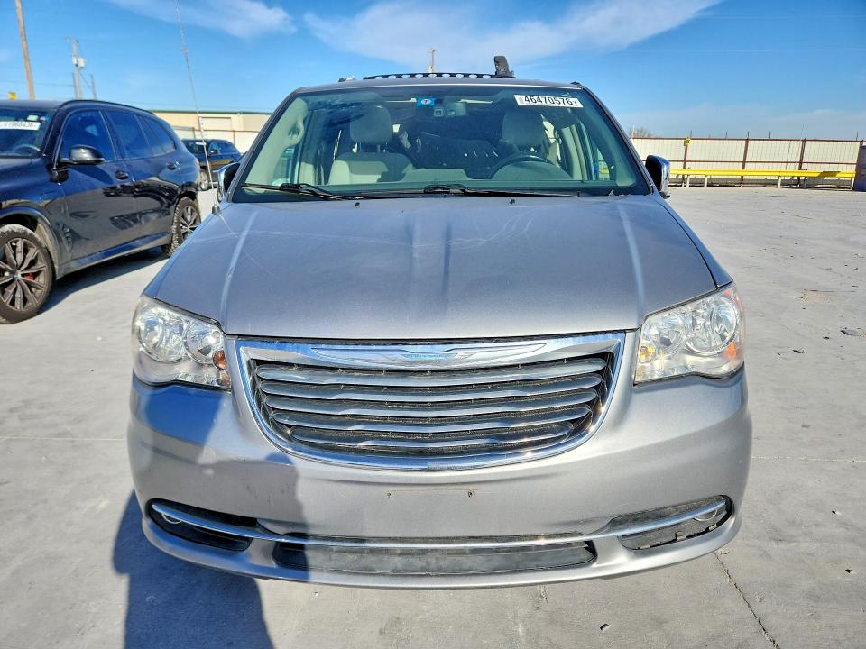 Продажа на аукционе авто 2016 Chrysler Town & Country, vin: 2C4RC1CGXGR215284, номер лота: 46470576