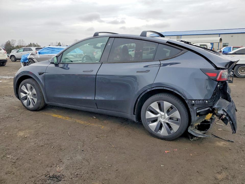 2024 Tesla Model Y მანქანა იყიდება აუქციონზე, vin: 7SAYGDEE0RA238732, აუქციონის ნომერი: 79381895