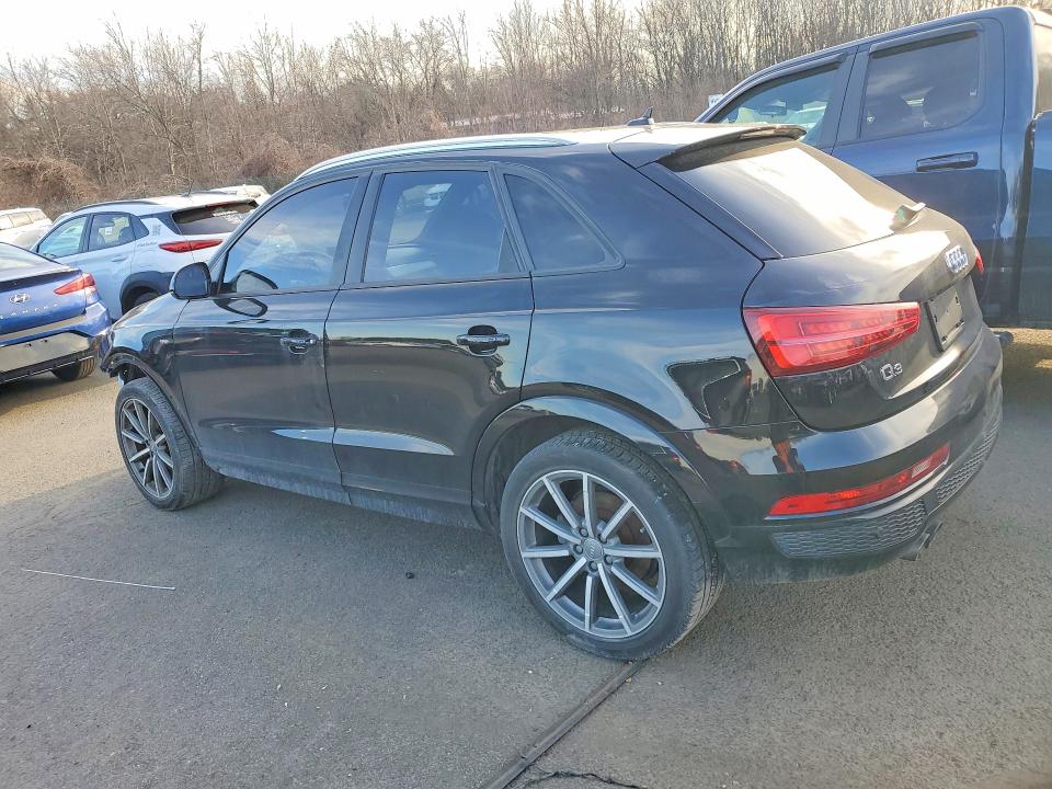 Продажа на аукционе авто 2018 Audi Q3, vin: WA1BCCFSXJR023092, номер лота: 47749466