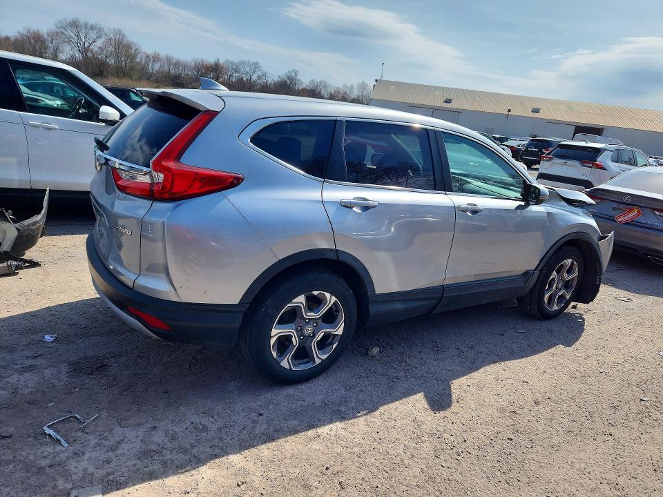 47643446 :رقم المزاد ، 7FARW2H53JE094187 vin ، 2018 Honda Cr-v مزاد بيع