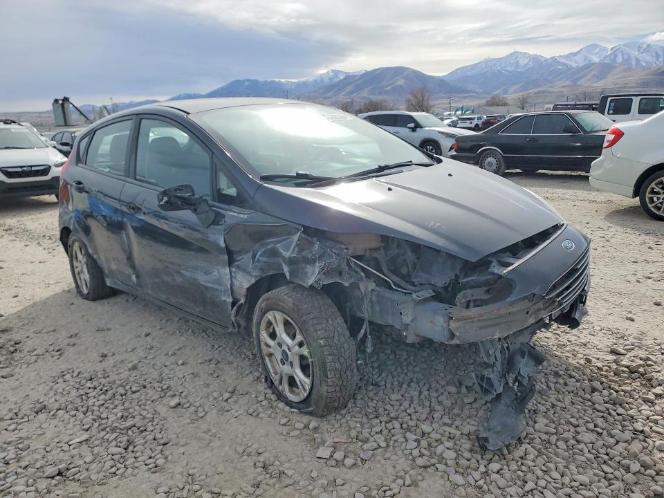 45600326 :رقم المزاد ، 3FADP4EJ3FM101499 vin ، 2015 Ford Fiesta مزاد بيع