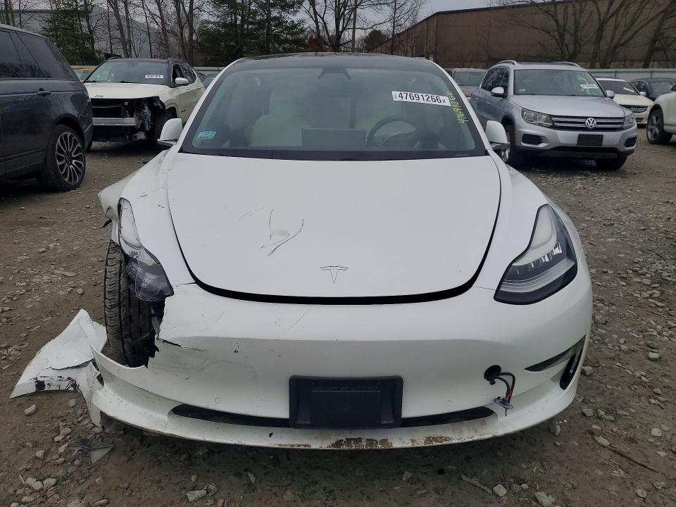 47691266 :رقم المزاد ، 5YJ3E1EB3KF195594 vin ، 2019 Tesla Model 3 مزاد بيع