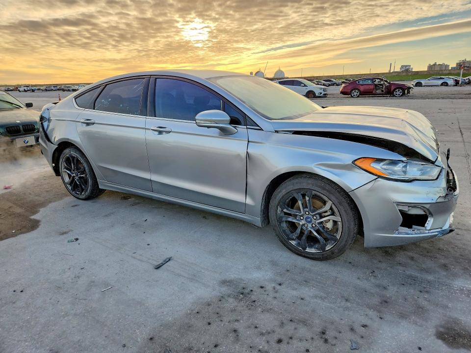 46485826 :رقم المزاد ، 3FA6P0CD5LR196628 vin ، 2020 Ford Fusion مزاد بيع