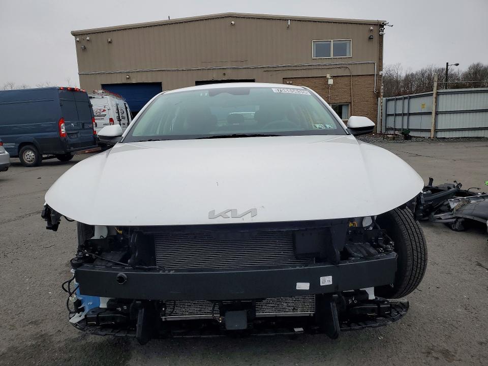 Продажа на аукционе авто 2025 Kia K4, vin: 3KPFT4DE5SE121633, номер лота: 79885635