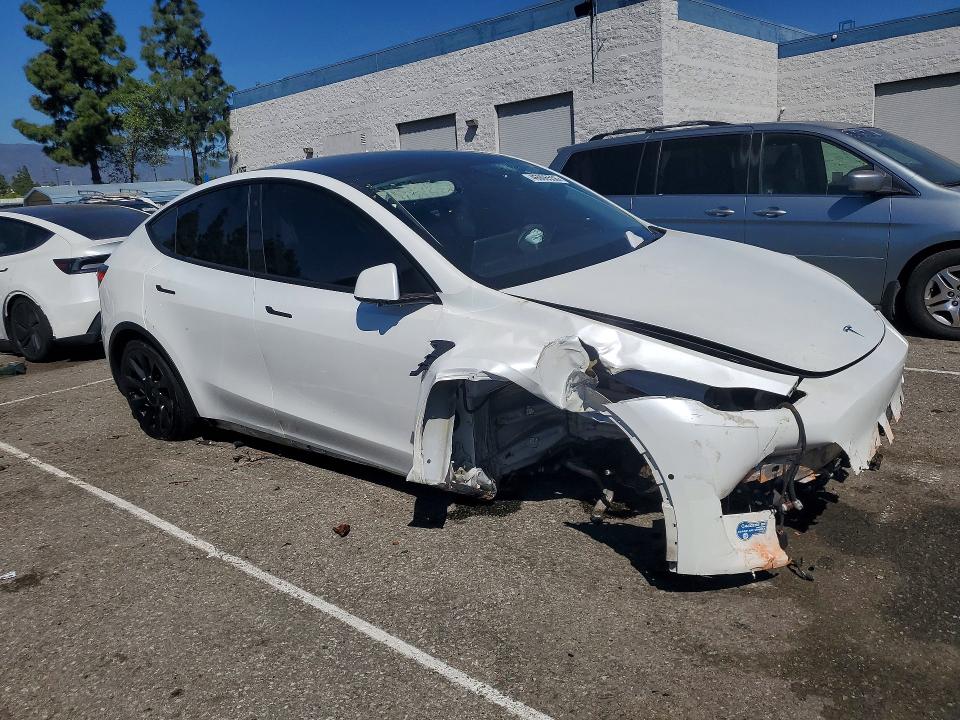 Продажа на аукционе авто 2020 Tesla Model Y, vin: 5YJYGDEE4LF045975, номер лота: 46906556