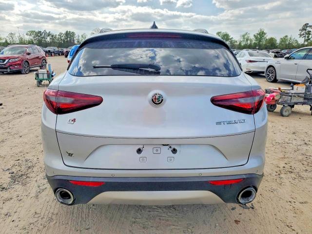 Auction sale of the 2018 Alfa Romeo Stelvio, vin: ZASFAKNN8J7B92646, lot number: 47732776