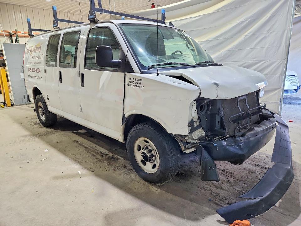 45730766 :رقم المزاد ، 1GTW7AFF4H1108439 vin ، 2017 Gmc Savana مزاد بيع