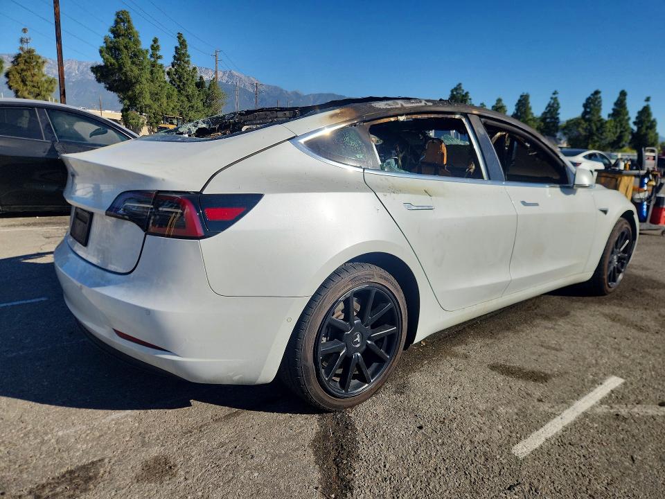 2019 Tesla Model 3 მანქანა იყიდება აუქციონზე, vin: 5YJ3E1EA4KF482496, აუქციონის ნომერი: 46239116