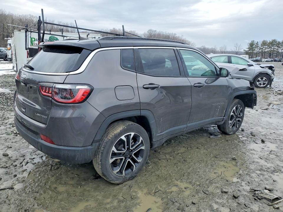79476155 :رقم المزاد ، 3C4NJDCB0NT231305 vin ، 2022 Jeep Compass مزاد بيع