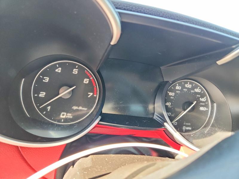 46379806 :رقم المزاد ، ZARFAMBN8K7612888 vin ، 2019 Alfa Romeo Giulia مزاد بيع