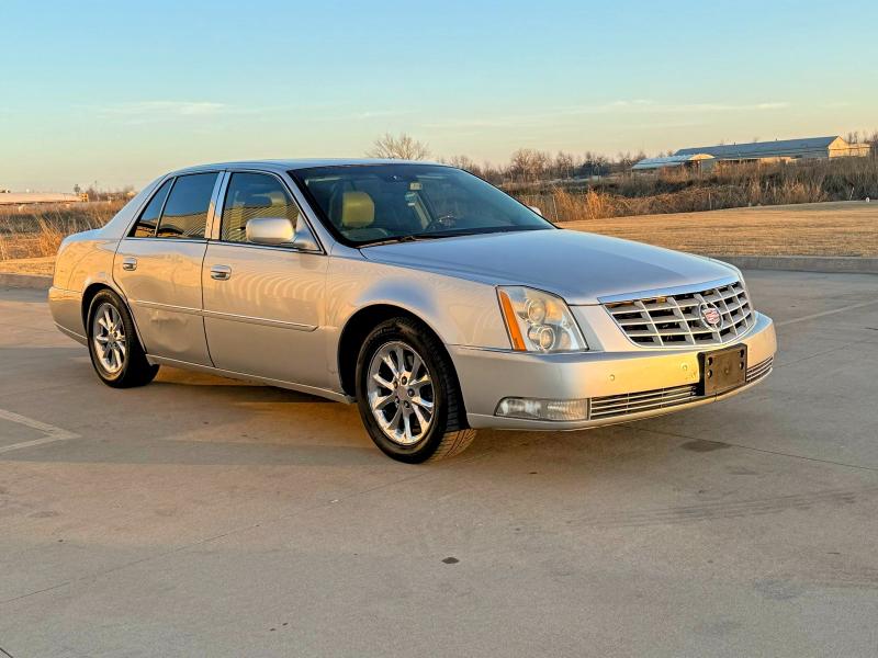 Aukcja sprzedaży 2011 Cadillac Dts, vin: 1G6KH5E60BU112257, numer aukcji: 45583936