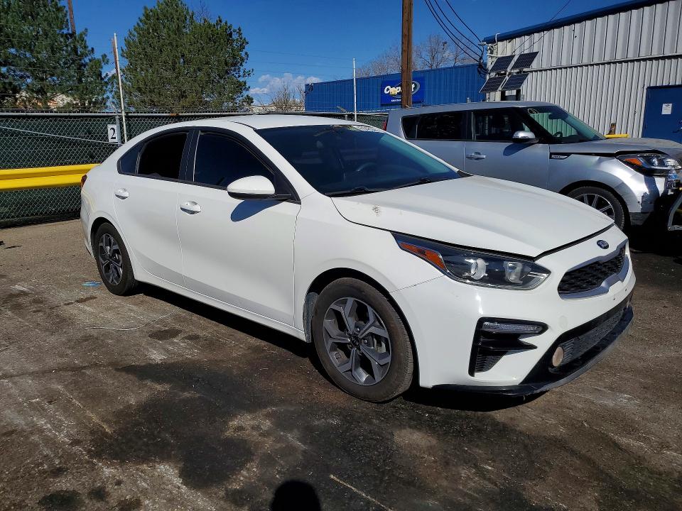 47643546 :رقم المزاد ، 3KPF24ADXLE211506 vin ، 2020 Kia Forte مزاد بيع