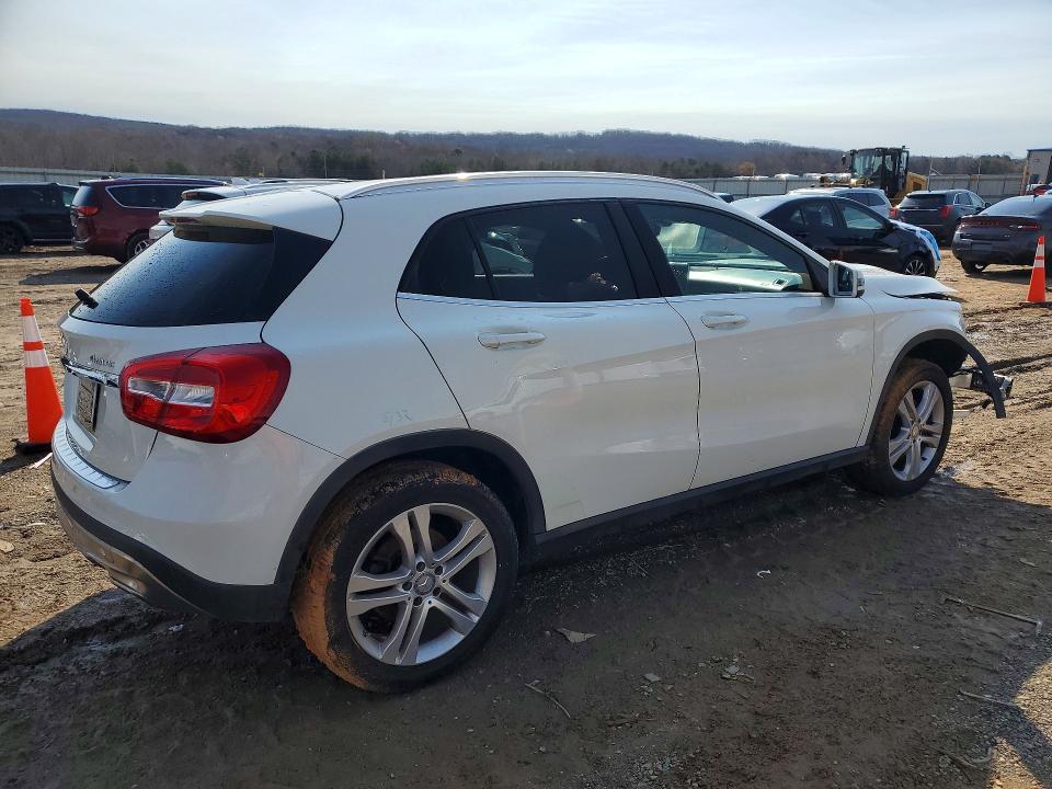 2016 Mercedes-benz Gla მანქანა იყიდება აუქციონზე, vin: WDCTG4GB9GJ254151, აუქციონის ნომერი: 41694426