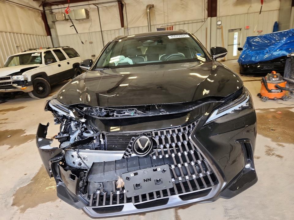 45572226 :رقم المزاد ، 2T2HKCEZ5RC026159 vin ، 2024 Lexus Nx 350h مزاد بيع