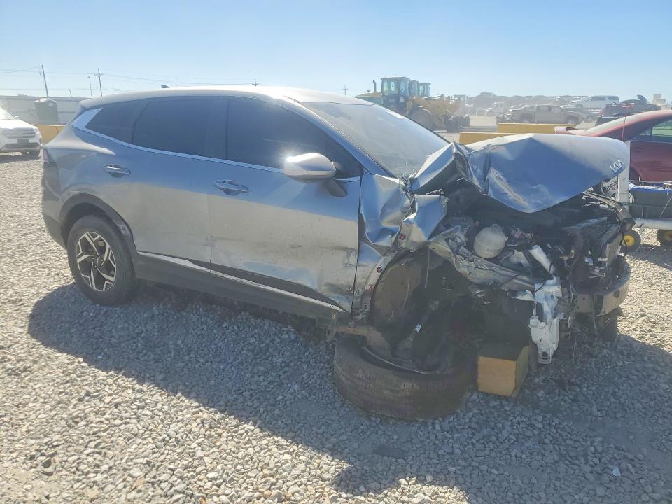 46775036 :رقم المزاد ، KNDPUCAF6P7135136 vin ، 2023 Kia Sportage مزاد بيع