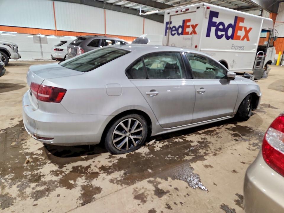 47601176 :رقم المزاد ، 3VWD67AJXGM311357 vin ، 2016 Volkswagen Jetta مزاد بيع