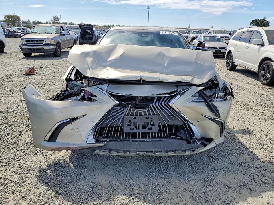 Продажа на аукционе авто 2020 Lexus Es 300h, vin: 58AD21B1XLU009216, номер лота: 47282406