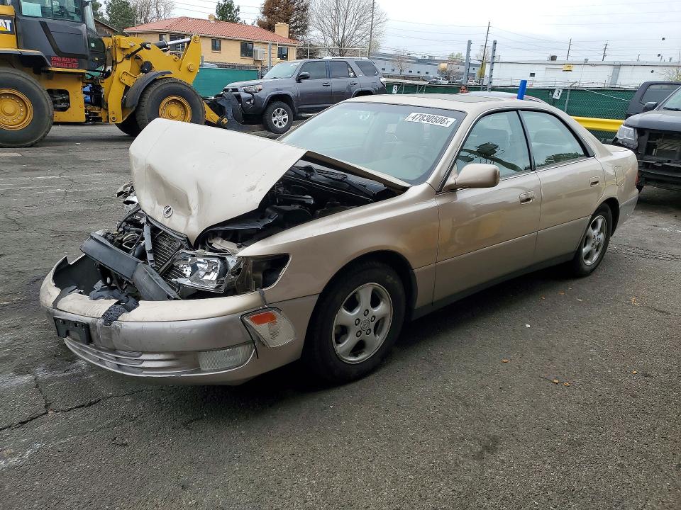 47830506 :رقم المزاد ، JT8BF28G6X0229733 vin ، 1999 Lexus Es 300 مزاد بيع
