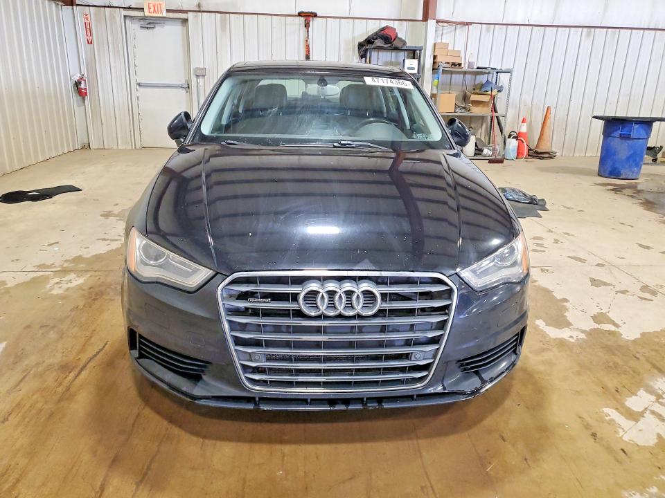 Продажа на аукционе авто 2015 Audi A3, vin: WAUEFGFF2F1133321, номер лота: 47174366