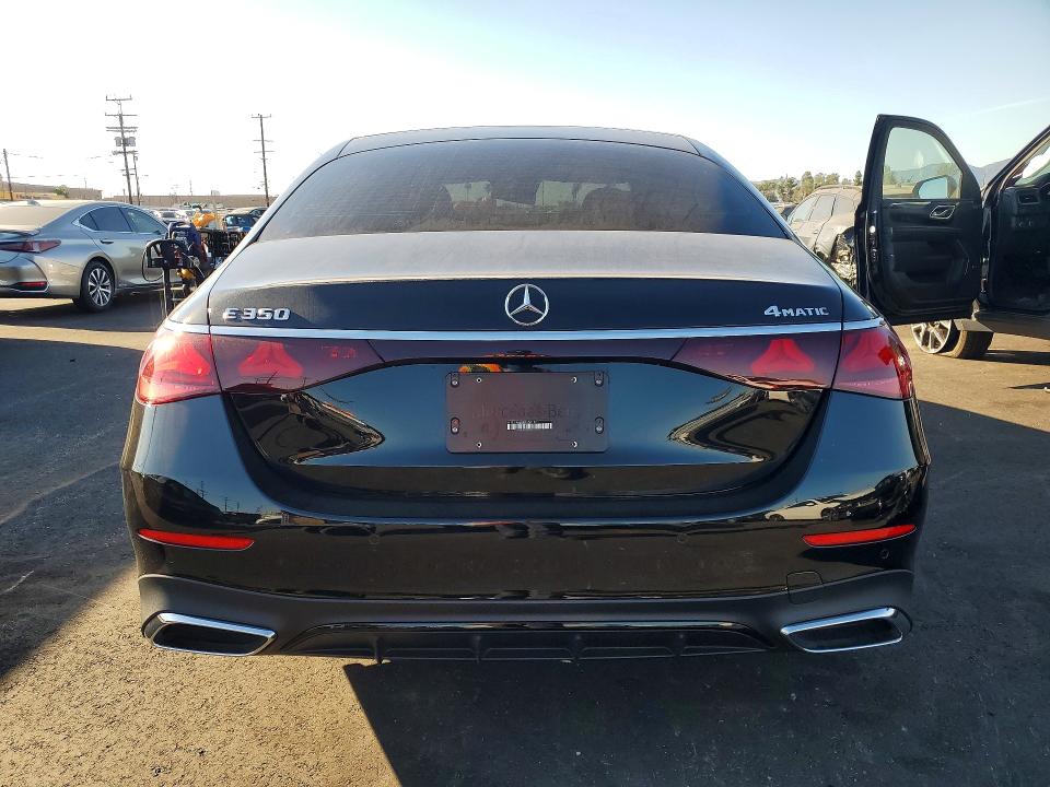 Продаж на аукціоні авто 2024 Mercedes-benz E, vin: W1KLF4HBXRA050197, номер лоту: 46682626
