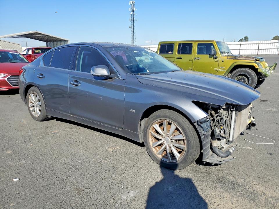 41838186 :رقم المزاد ، JN1CV7AP0GM200966 vin ، 2016 Infiniti Q50 مزاد بيع