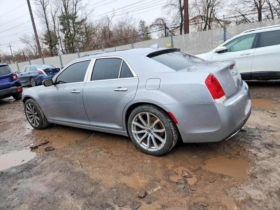 Продаж на аукціоні авто 2016 Chrysler 300c, vin: 2C3CCAEG1GH128340, номер лоту: 79808795