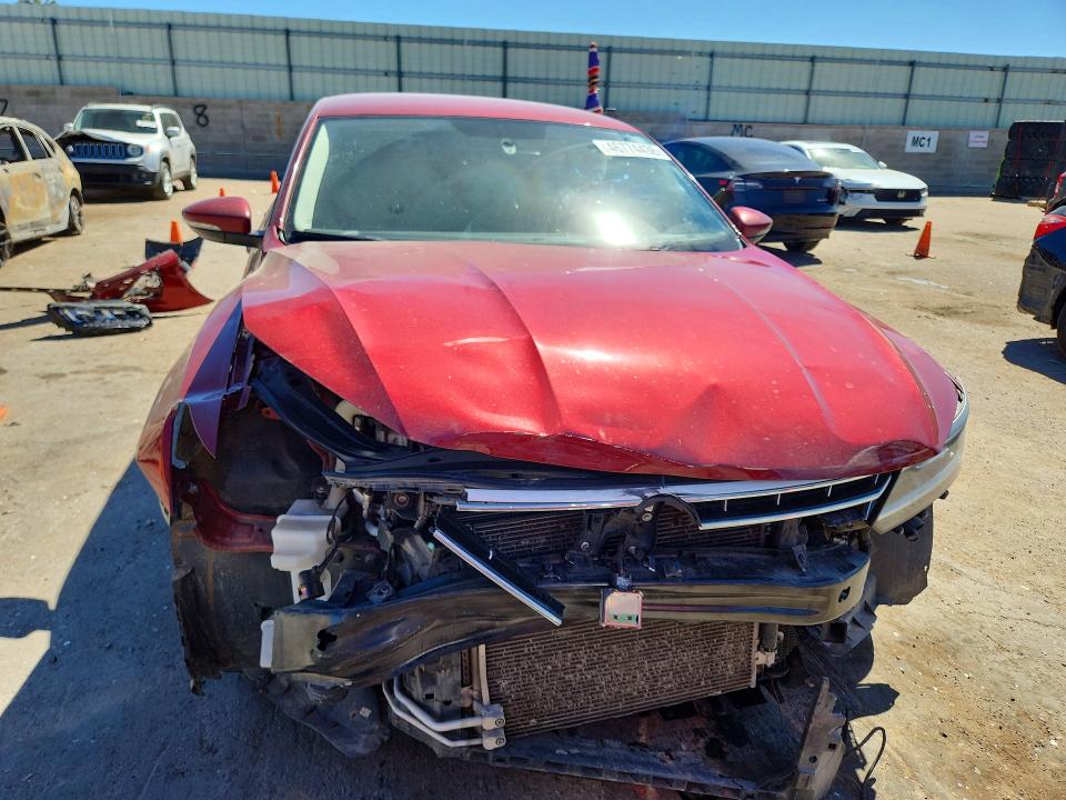 46774436 :رقم المزاد ، 1VWAA7A36JC043788 vin ، 2018 Volkswagen Passat مزاد بيع