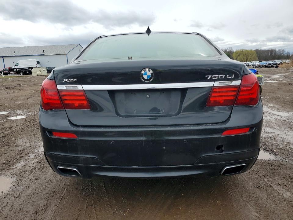 46485566 :رقم المزاد ، WBAYF8C58DD139800 vin ، 2013 Bmw 750 مزاد بيع