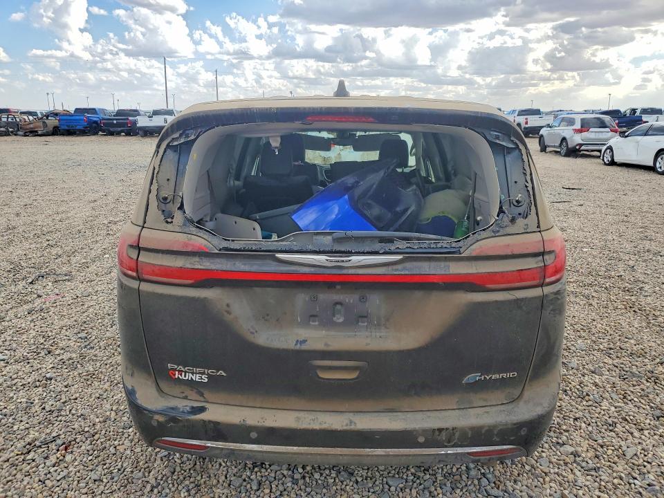41746706 :رقم المزاد ، 2C4RC1L77NR164047 vin ، 2022 Chrysler Pacifica مزاد بيع