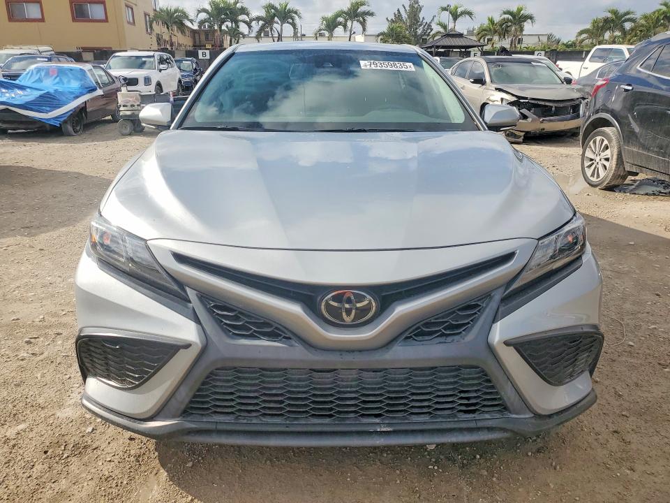 Продажа на аукционе авто 2023 Toyota Camry, vin: 4T1G11AK7PU117929, номер лота: 79359835