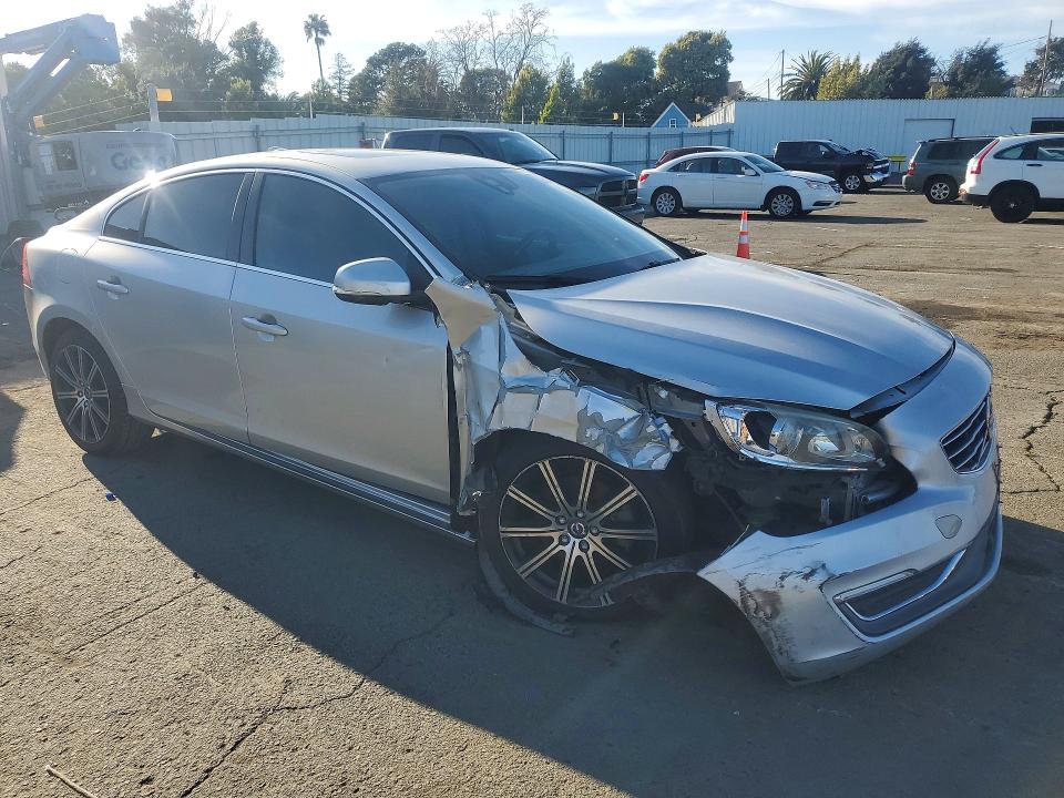 Продажа на аукционе авто 2016 Volvo S60, vin: LYV402FK1GB089077, номер лота: 79549335