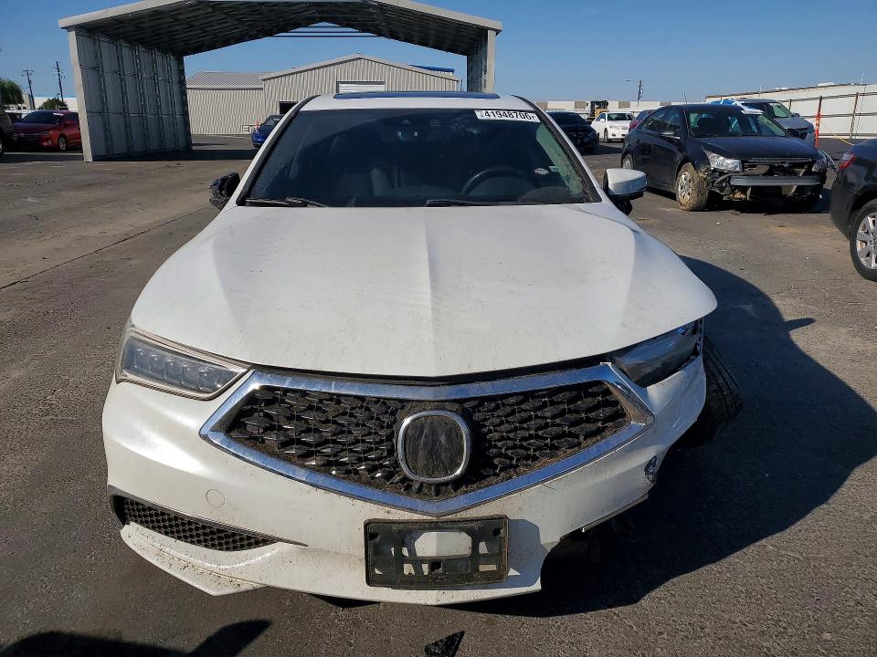 Продажа на аукционе авто 2018 Acura Tlx, vin: 19UUB1F31JA011234, номер лота: 41948706