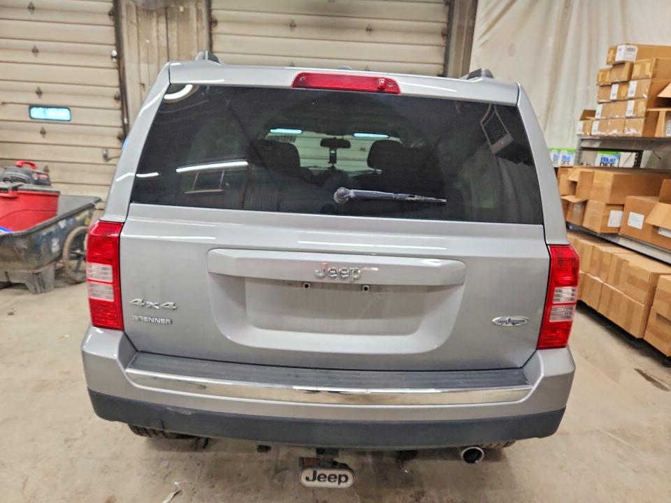 Продаж на аукціоні авто 2017 Jeep Patriot, vin: 1C4NJRFB0HD155393, номер лоту: 41874646
