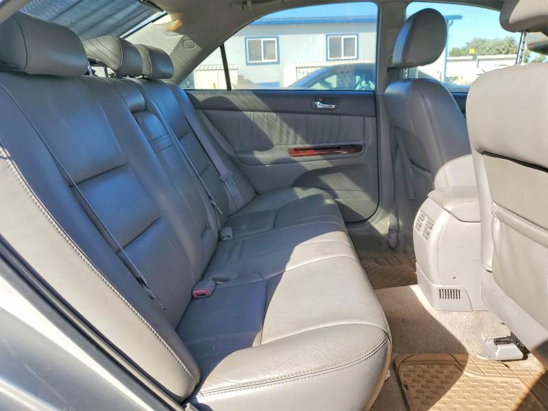 48004366 :رقم المزاد ، 4T1BF30K46U118785 vin ، 2006 Toyota Camry مزاد بيع
