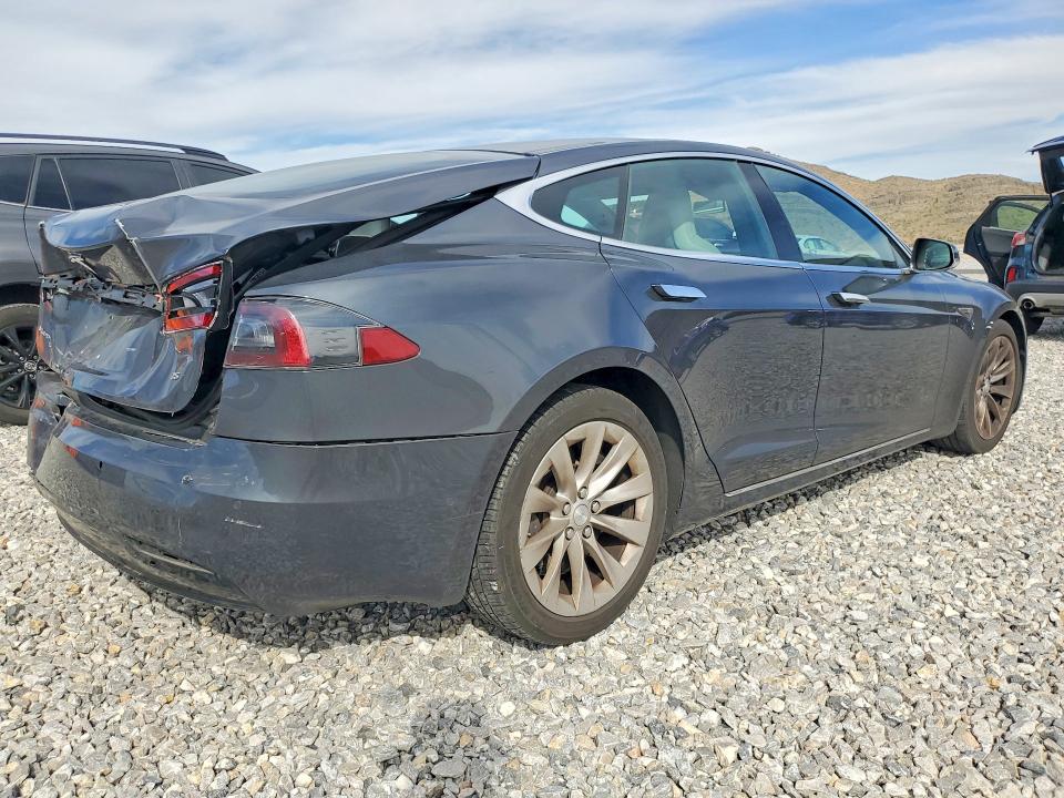 Продажа на аукционе авто 2016 Tesla Model S, vin: 5YJSA1E10GF153387, номер лота: 79656465