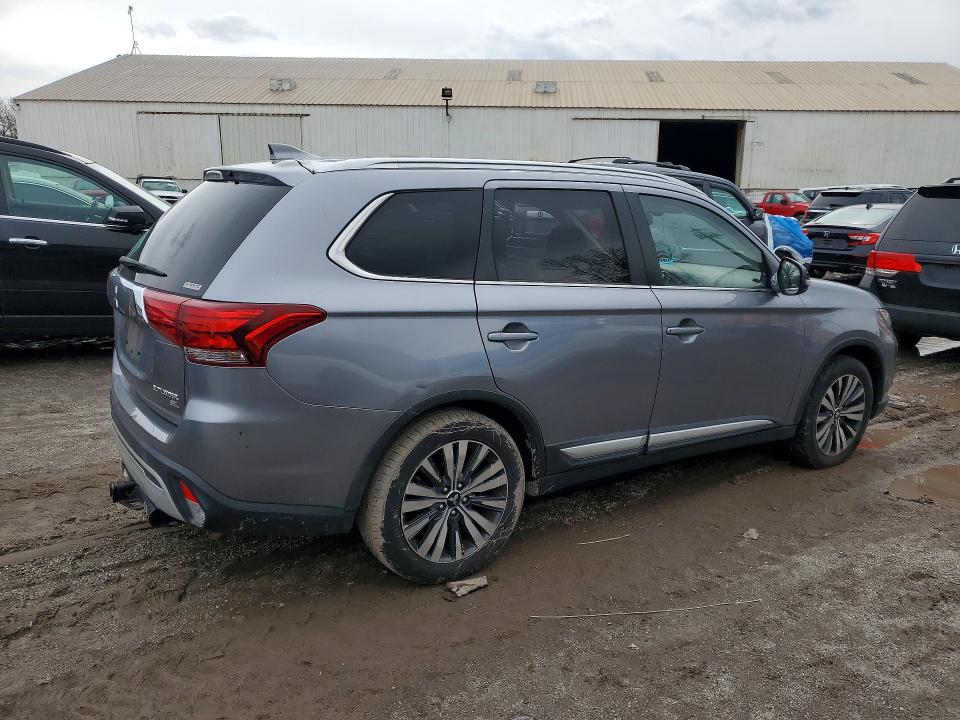 Продажа на аукционе авто 2019 Mitsubishi Outlander, vin: JA4AZ3A39KZ005551, номер лота: 41767146