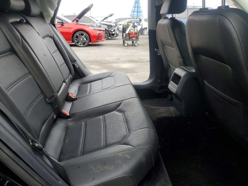 2017 Volkswagen Passat მანქანა იყიდება აუქციონზე, vin: 1VWDT7A32HC056121, აუქციონის ნომერი: 47360636