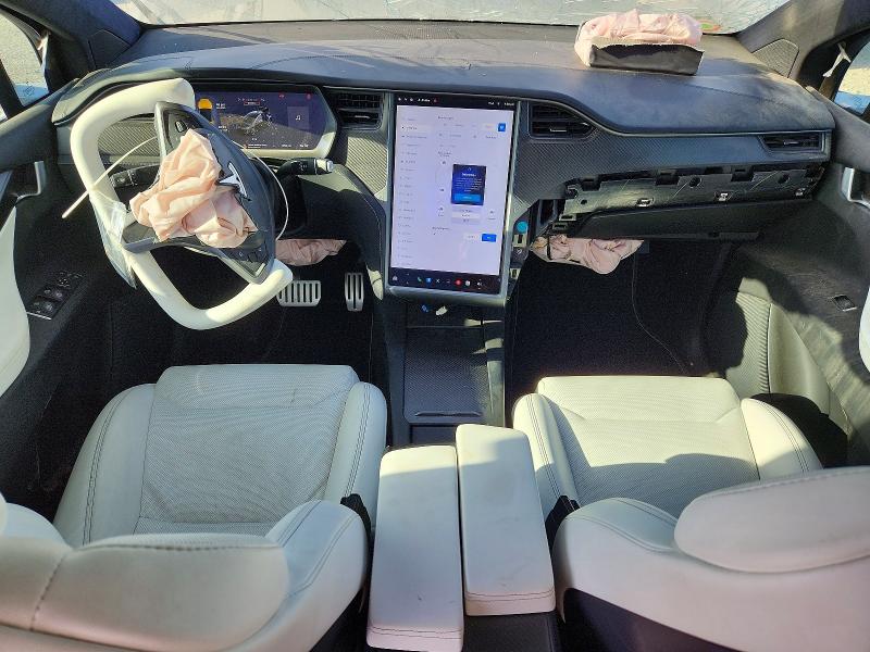 Продажа на аукционе авто 2018 Tesla Model X, vin: 5YJXCBE49JF142945, номер лота: 46189786