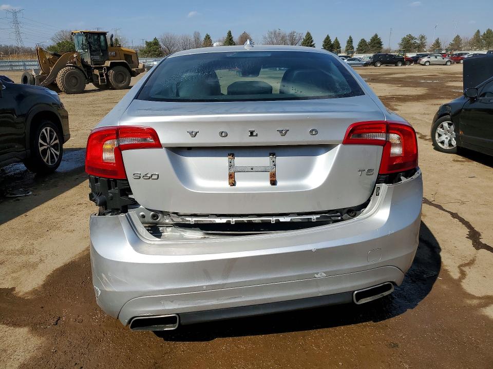 Продаж на аукціоні авто 2016 Volvo S60, vin: YV126MFK4G2413085, номер лоту: 47567086