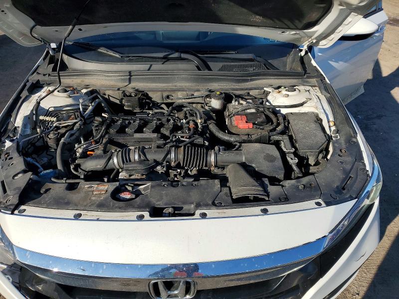 41919506 :رقم المزاد ، 1HGCV1F53JA811912 vin ، 2018 Honda Accord مزاد بيع