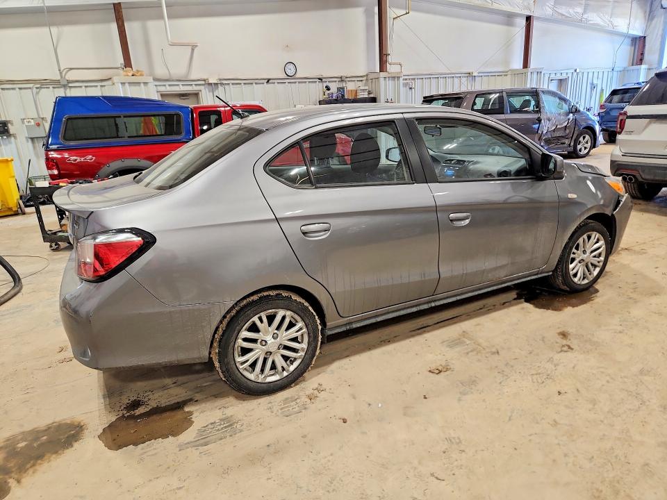 41822596 :رقم المزاد ، ML32FUFJ2NHF02408 vin ، 2022 Mitsubishi Mirage مزاد بيع