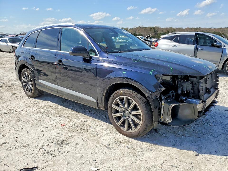 45806006 :رقم المزاد ، WA1LAAF79HD005166 vin ، 2017 Audi Q7 مزاد بيع