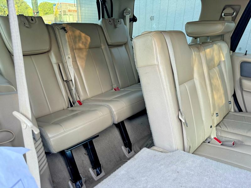 Продажа на аукционе авто 2010 Ford Expedition, vin: 1FMJU1J58AEB58207, номер лота: 45886606